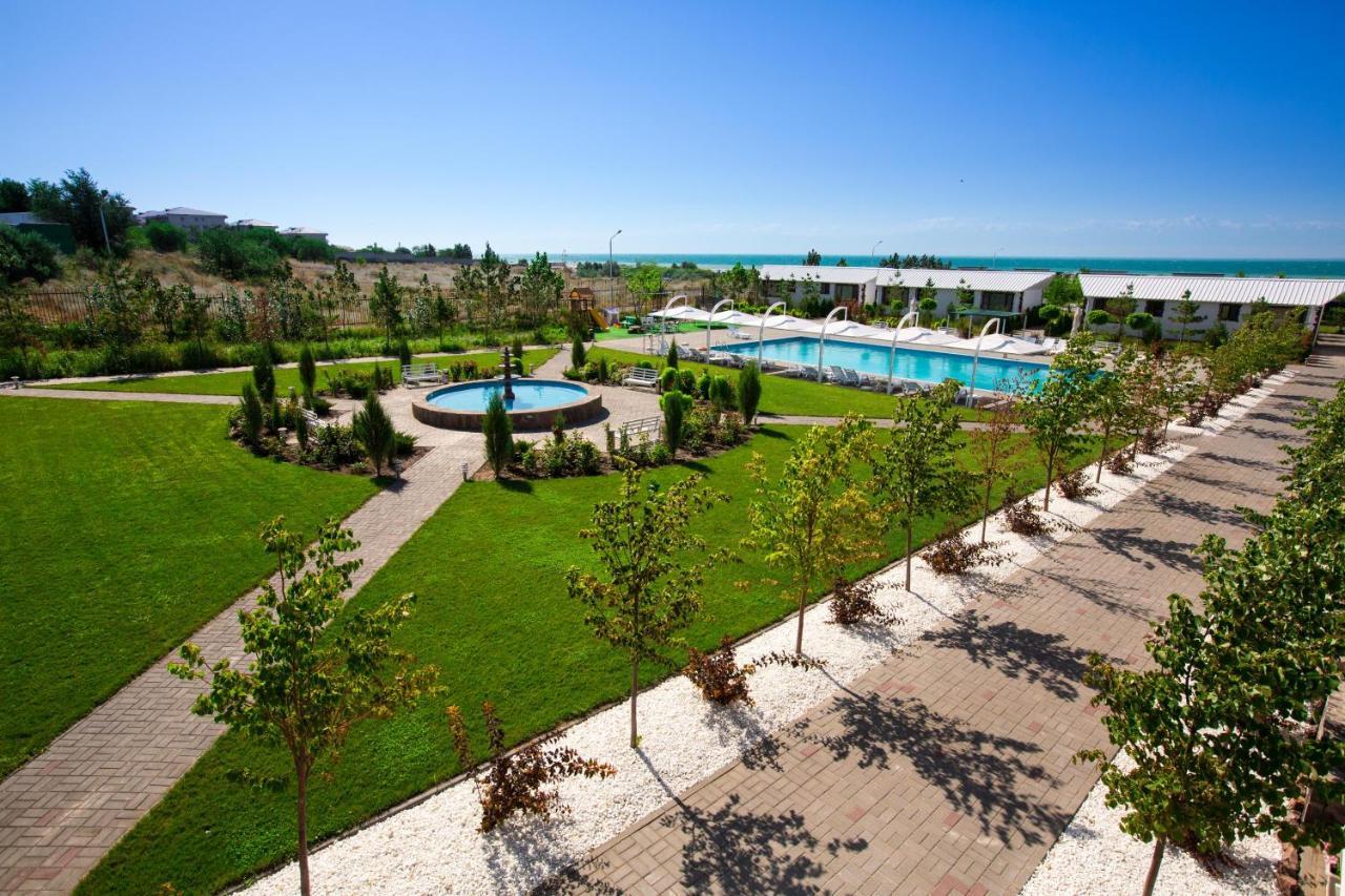 La Dolce Vita Resort Kapchagay Exterior photo